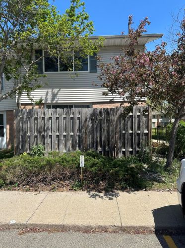 3421 Kenbrooke Ct, Kalamazoo, MI 49006-5434