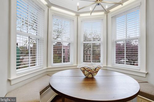 420 3rd St, Washington DC  20003-1930 exterior