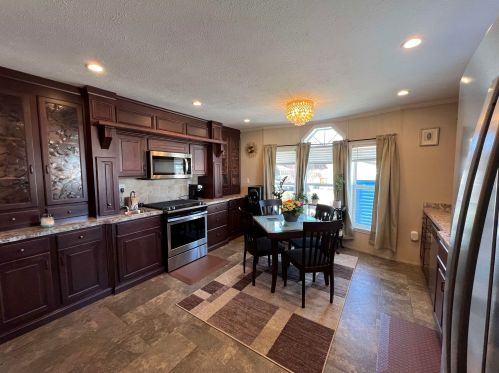 28 Grappone Dr, Concord NH  03301-7417 exterior