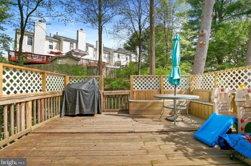 1812 Tufa Ter, Silver Spring MD 20904-5352 exterior