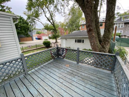 3902 Hamilton Ave, Chicago IL 60625-1305 exterior