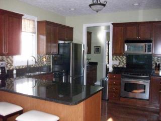 331 Green Jacket Ct, Avon Lake OH  44012-2271 exterior