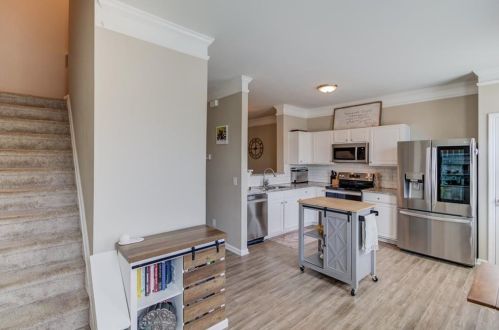 2495 Ivey Crest Cir, Tucker GA  30084-3762 exterior