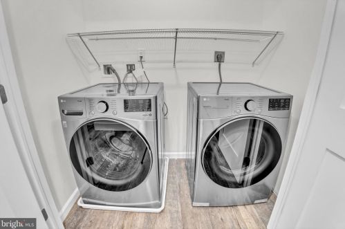 1337 Massachusetts Ave, Washington DC  20003-1540 exterior