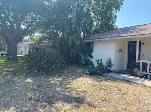 6905 Amarillo St, Port Richey, FL 34668-3870