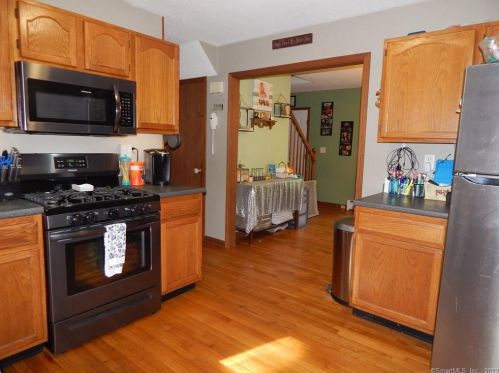 75 Bush Hl Rd, Exeter CT 06249-1210 exterior