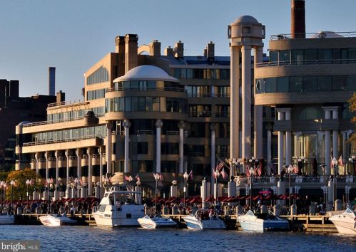 3246 Grace St, Washington DC 20007-3631 exterior