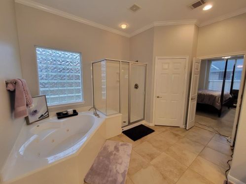 10206 Dover Fls Ct, Humble TX 77338-2844 exterior