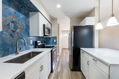 1133 Sudder Ave, Fort Pierce FL  34953-1420 exterior