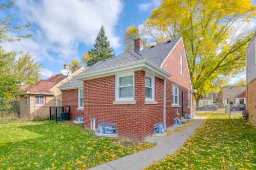 4167 47th St, Milwaukee WI  53216-1528 exterior