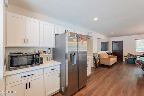 3128 Altadena Ave, Phoenix AZ  85029-3211 exterior