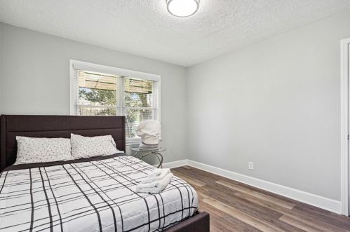 4096 Clay Dr, Atlanta GA  30360-2522 exterior