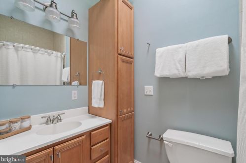 1519 Carolina Ave, Washington DC 20003-1841 exterior