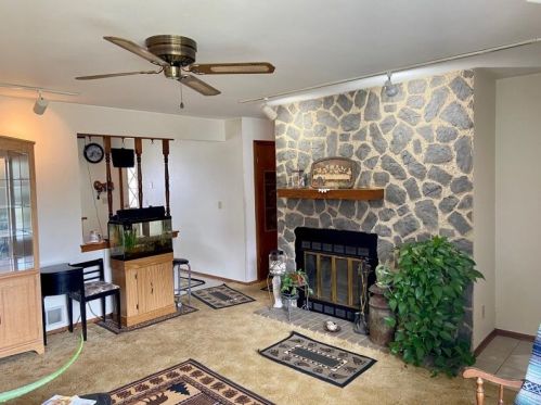 9330 Arch Ave, Milwaukee, WI 53224-2706