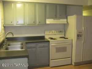 332 Kelso St, Tucson, AZ 85705-4745