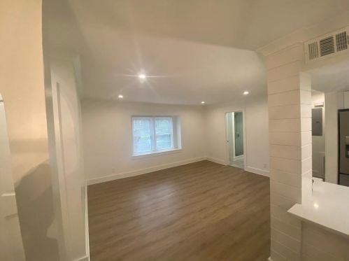 145 Amherst Pl, Atlanta GA  30327-4064 exterior