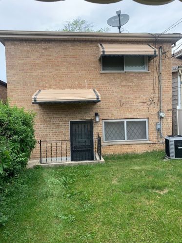 411 87 Pl, Chicago IL 60619-6905 exterior