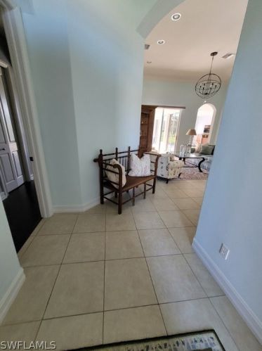 6044 Dogleg Dr, Naples FL 34113-1688 exterior