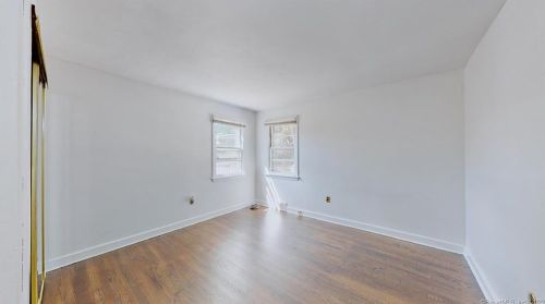 170 Marshall Ln, Derby CT 06418-2329 exterior