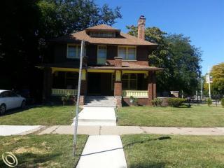 10 Longfellow St, Detroit MI  48202-1509 exterior