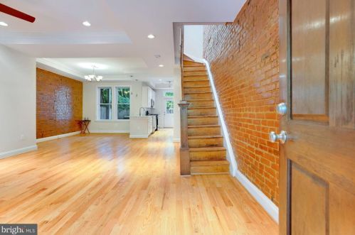 3304 Park Pl, Washington, DC 20010-2530