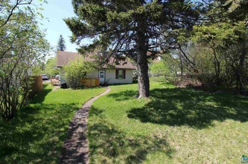 4710 Mcculloch St, Duluth, MN 55804-3729