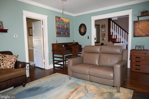 23 Knowles Ave, Manor PA 19036-2104 exterior