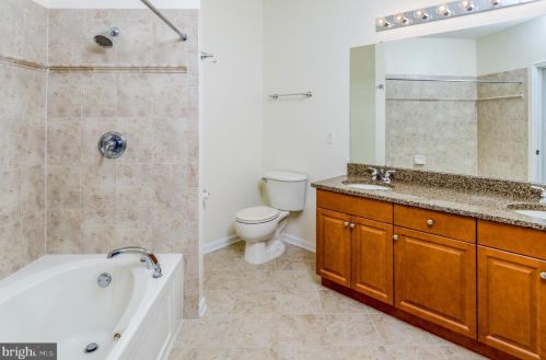 537 Masterson Ct, Trenton NJ 08618-1448 exterior