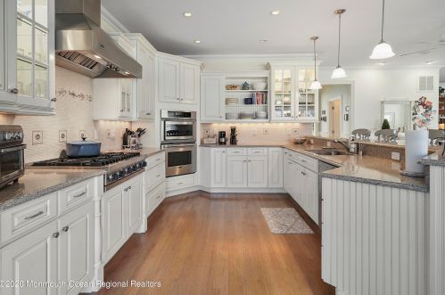 11 Philadelphia Ave, Lavallette NJ 08735-2345 exterior