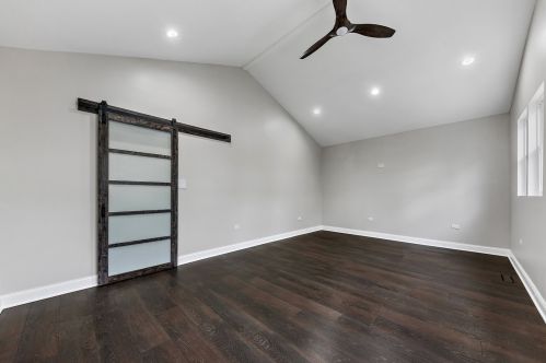 6822 Artesian Ave, Chicago IL  60629-1327 exterior