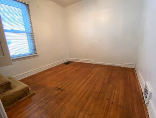 6205 Maplewood Ave, Chicago IL 60622-4644 exterior