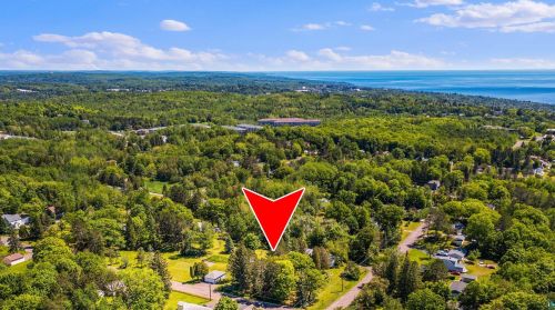 301 Locust St, Duluth MN 55811-5142 exterior