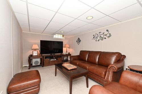 3301 77 St, Milwaukee WI 53219-1854 exterior