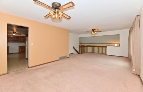 4870 37th St, Milwaukee WI  53221-2570 exterior