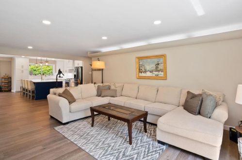 17 Covington Ln, Saint Louis MO 63132-4200 exterior