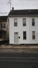107 Pleasant St, Hanover PA  17331-2624 exterior