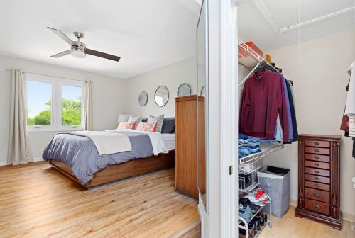 1323 Hamilton Ave, Elmhurst IL 60126-5407 exterior