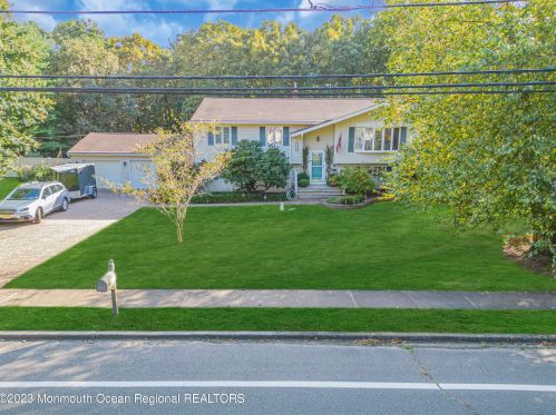 442 Frank Applegate Rd, Jackson Twp NJ 08527-2454 exterior