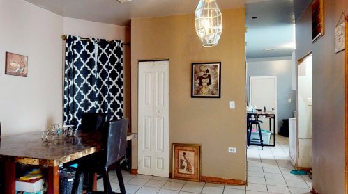 1055 Springfield Ave, Chicago IL 60624-4026 exterior