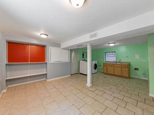 2500 59 Ave, Chicago IL 60804-2123 exterior