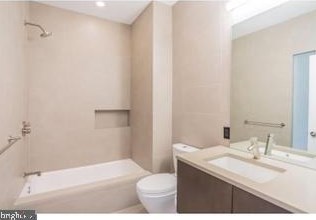 2106 Ellsworth St, Philadelphia PA 19146-2419 exterior