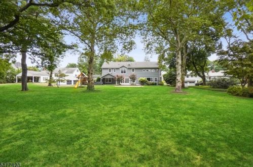 62 Dale Dr, Chatham Township NJ  07928-1639 exterior