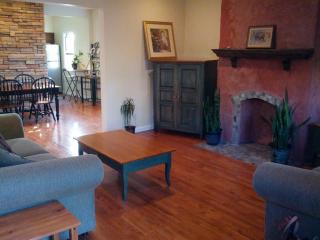 4362 Gladstone St, Pittsburgh PA  15207-1485 exterior