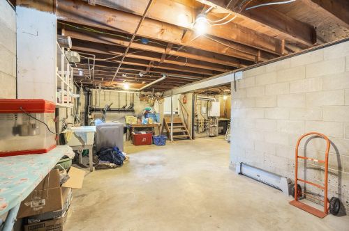 6358 Plainfield Ave, Kalamazoo MI 49048-9477 exterior