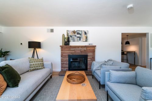 4122 Holmes St, Tucson AZ 85710-3149 exterior