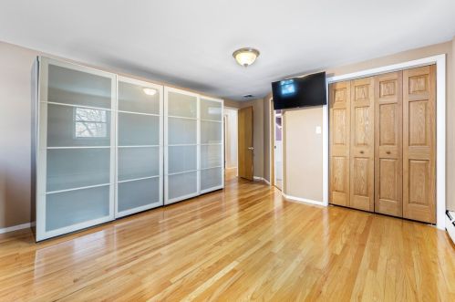 513 Pat Hvn Dr, Pittsburgh PA 15243-1739 exterior