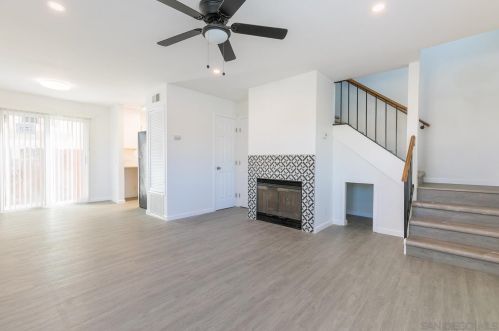 2053 Chatsworth Blvd, San Diego CA 92107-2738 exterior