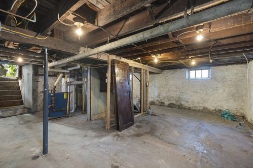 14 Frank St, Worcester MA 01604-1015 exterior