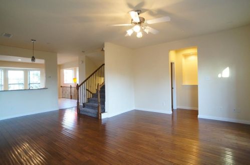 1546 Biltmore Ln, Irving TX  75063-3503 exterior