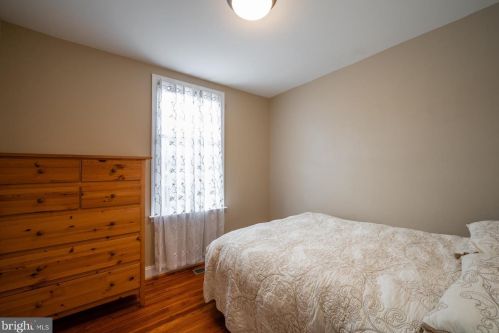 329 Clifford Ave, Alexandria VA 22305-2709 exterior